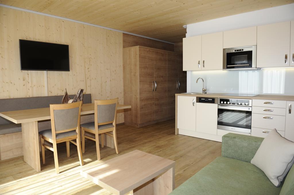 Premium Appartements Sonnenbahn Sankt Michael im Lungau Exterior photo